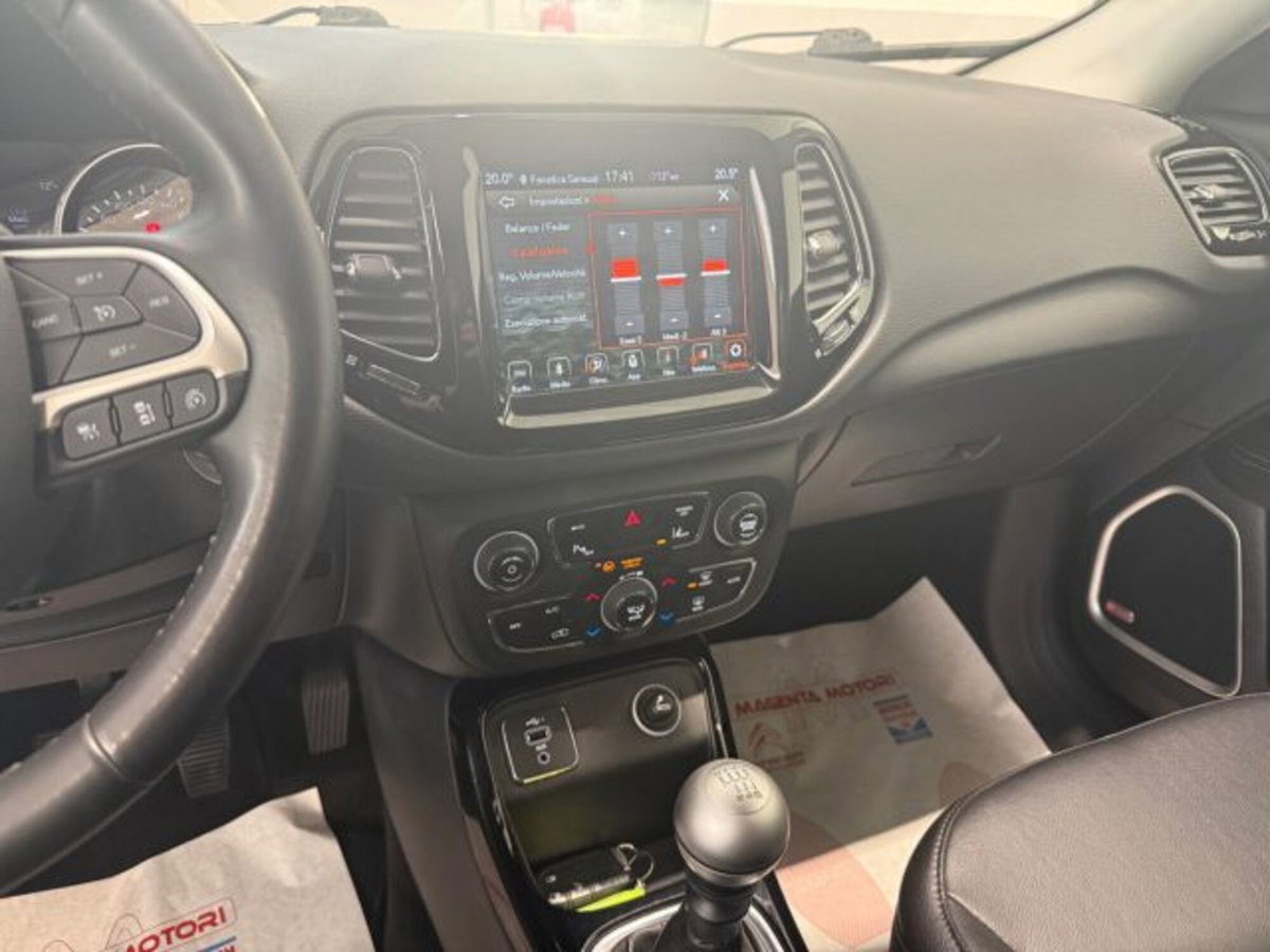 Jeep Compass 1.4 MultiAir 2WD Limited (17)