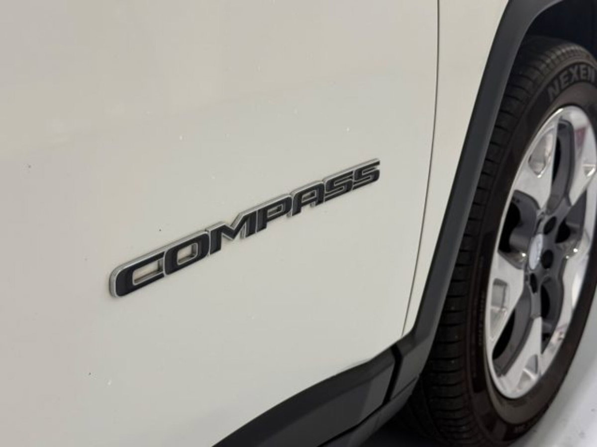 Jeep Compass 1.4 MultiAir 2WD Limited (9)
