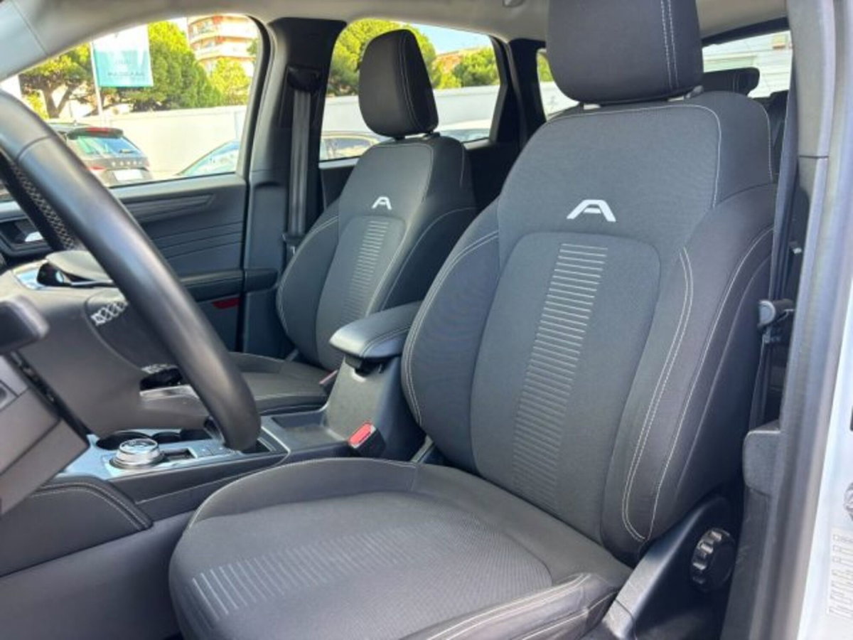 Ford Kuga 1.5 ecoboost Titanium 2wd 150cv (10)