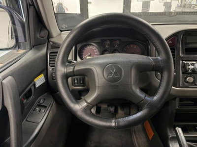 Mitsubishi Pajero 2.5 TDI 3p. GL Autocarro (13)