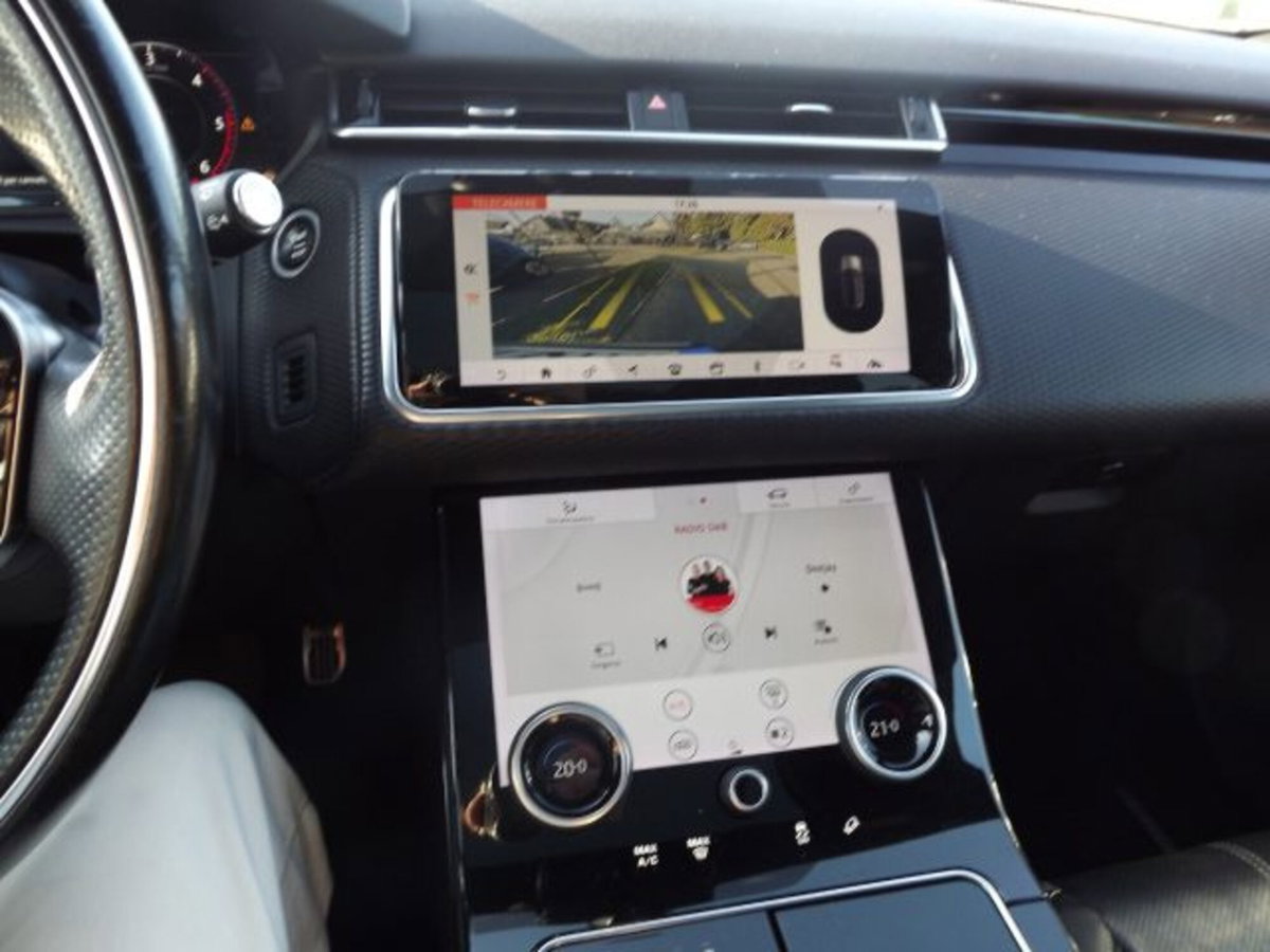 Land Rover Range Rover Velar 2.0D I4 240 CV (11)