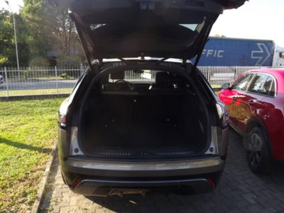 Land Rover Range Rover Velar 2.0D I4 240 CV (8)