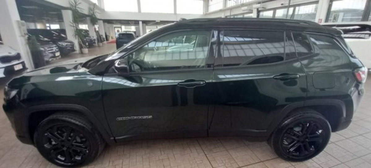 Jeep Compass 1.3 turbo t4 phev North Star 4xe auto (4)