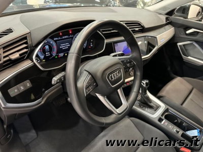 Audi Q3 35 2.0 tdi Identity Black s-tronic (7)