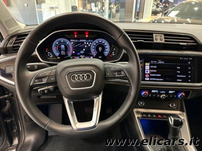 Audi Q3 35 2.0 tdi Identity Black s-tronic (8)