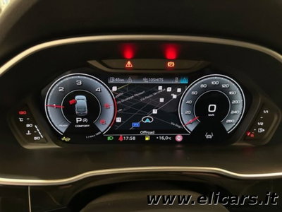 Audi Q3 35 2.0 tdi Identity Black s-tronic (9)