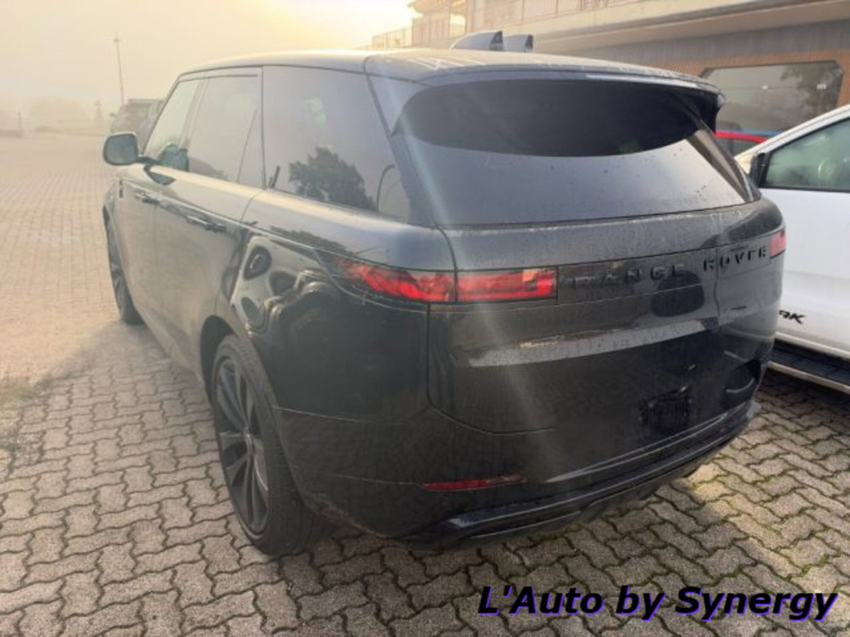 Land Rover Range Rover Sport 3.0D l6 249 CV HSE Dynamic Stealth (14)