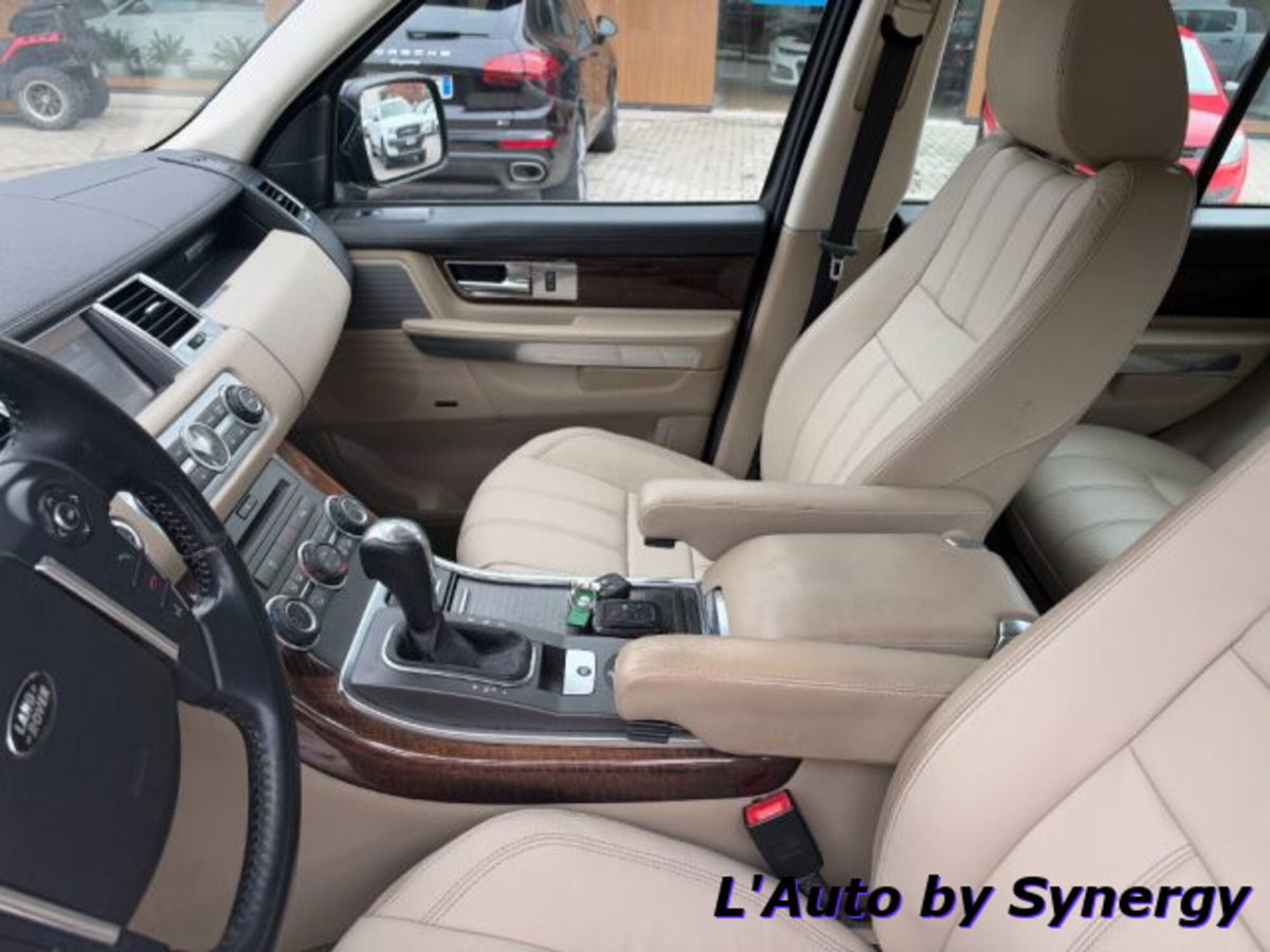 Land Rover Range Rover Sport 3.0 SDV6 HSE (5)