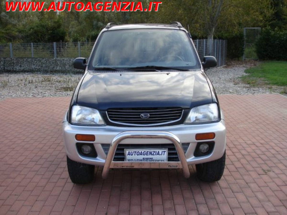 Daihatsu Terios 1.3i 16V cat 4WD SX (5)