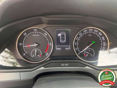 Skoda Superb 2.0 TDI DSG Executive (7)