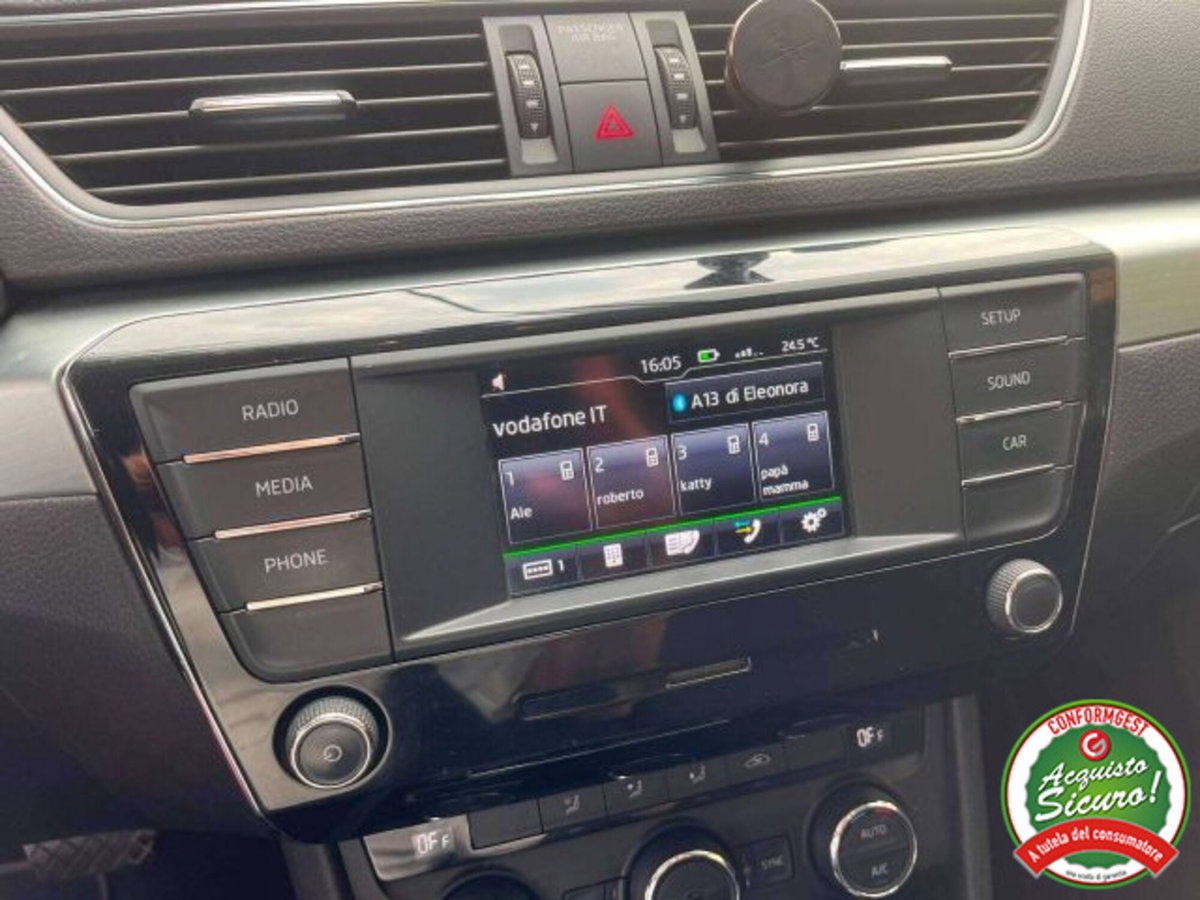 Skoda Superb 2.0 TDI DSG Executive (8)