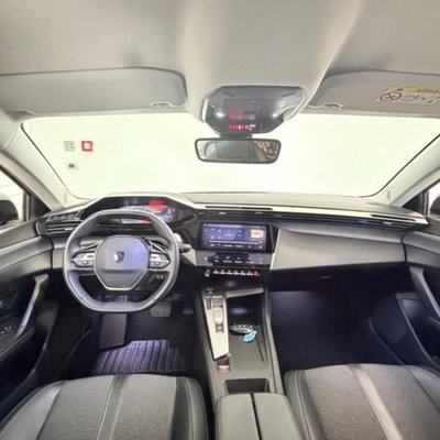 Peugeot 308 BlueHDi 130 S&S EAT8 Allure Pack (11)