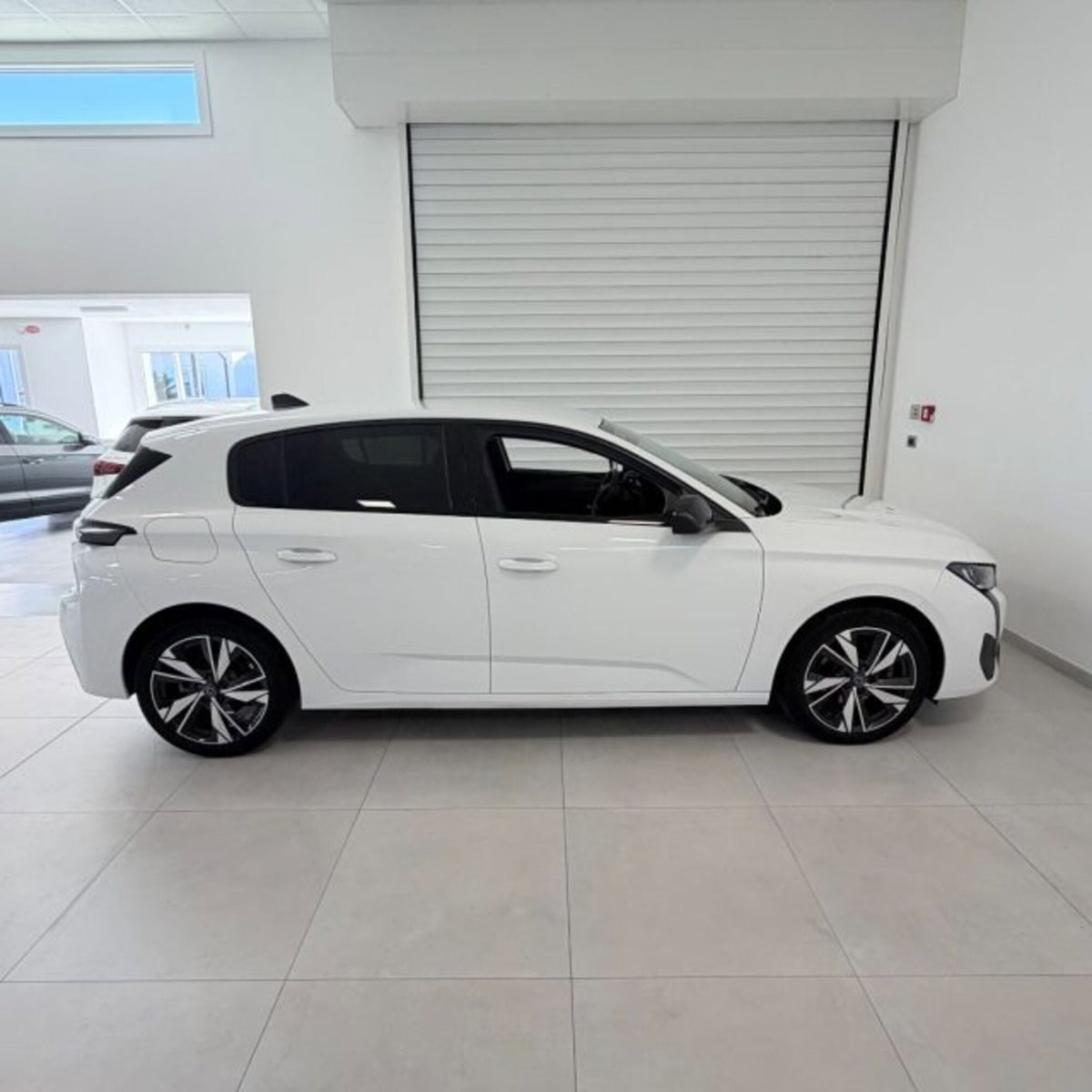 Peugeot 308 BlueHDi 130 S&S EAT8 Allure Pack (7)