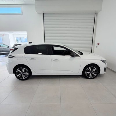 Peugeot 308 BlueHDi 130 S&S EAT8 Allure Pack (7)