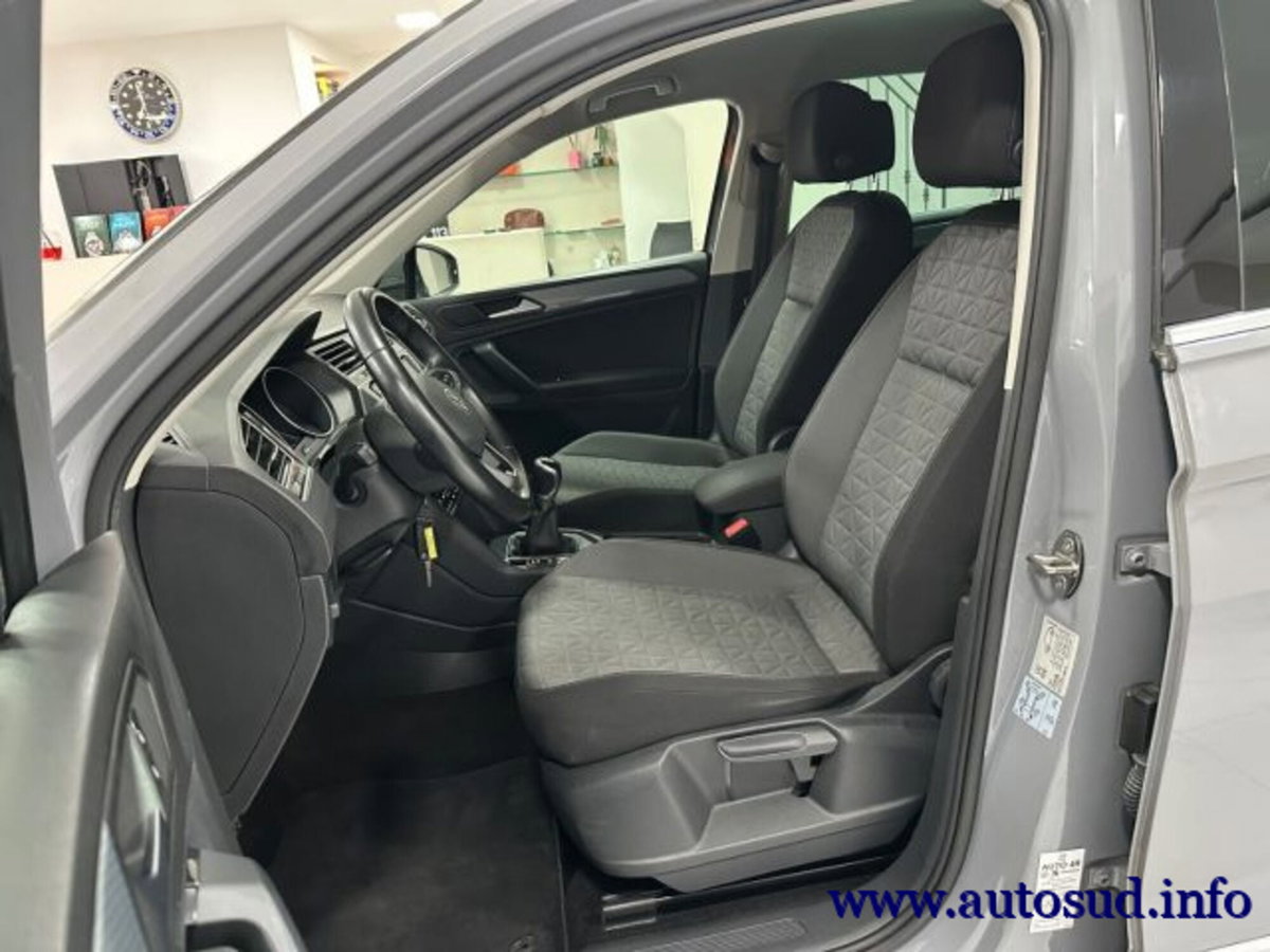 Volkswagen Tiguan 2.0 TDI SCR Life (11)
