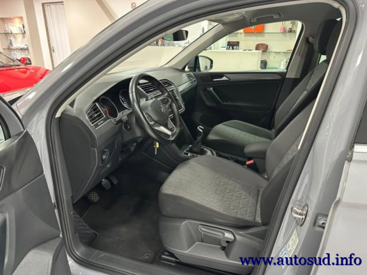 Volkswagen Tiguan 2.0 TDI SCR Life (12)