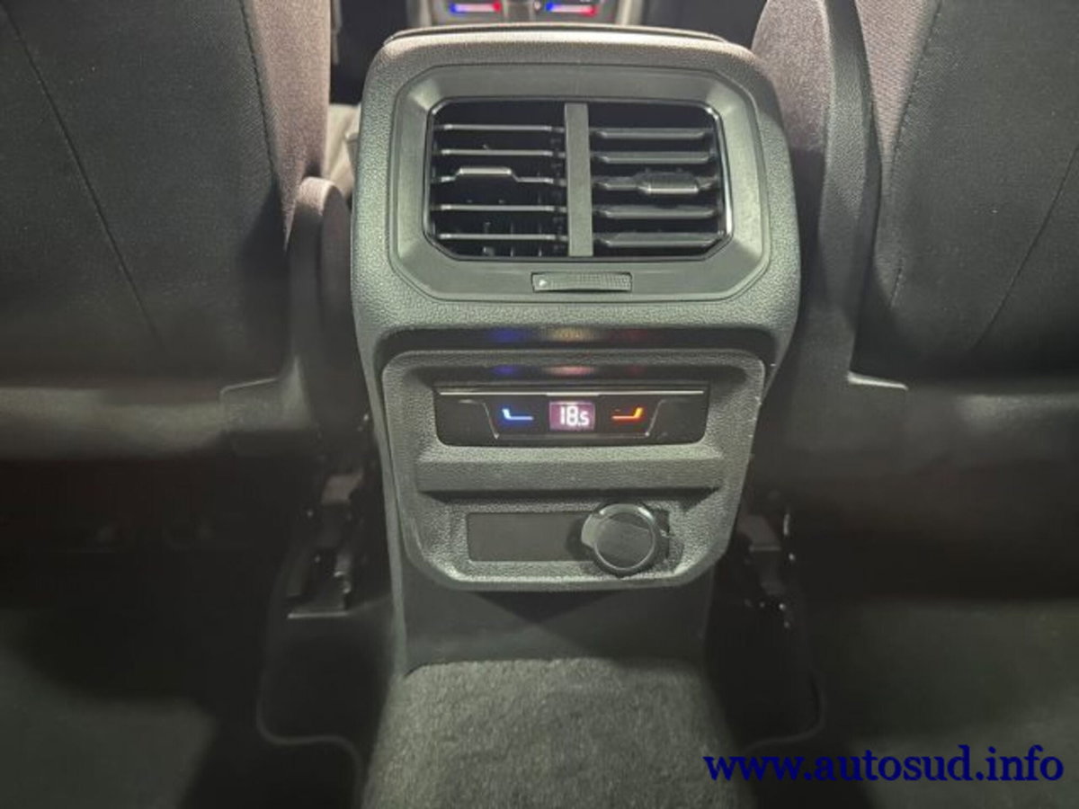 Volkswagen Tiguan 2.0 TDI SCR Life (18)