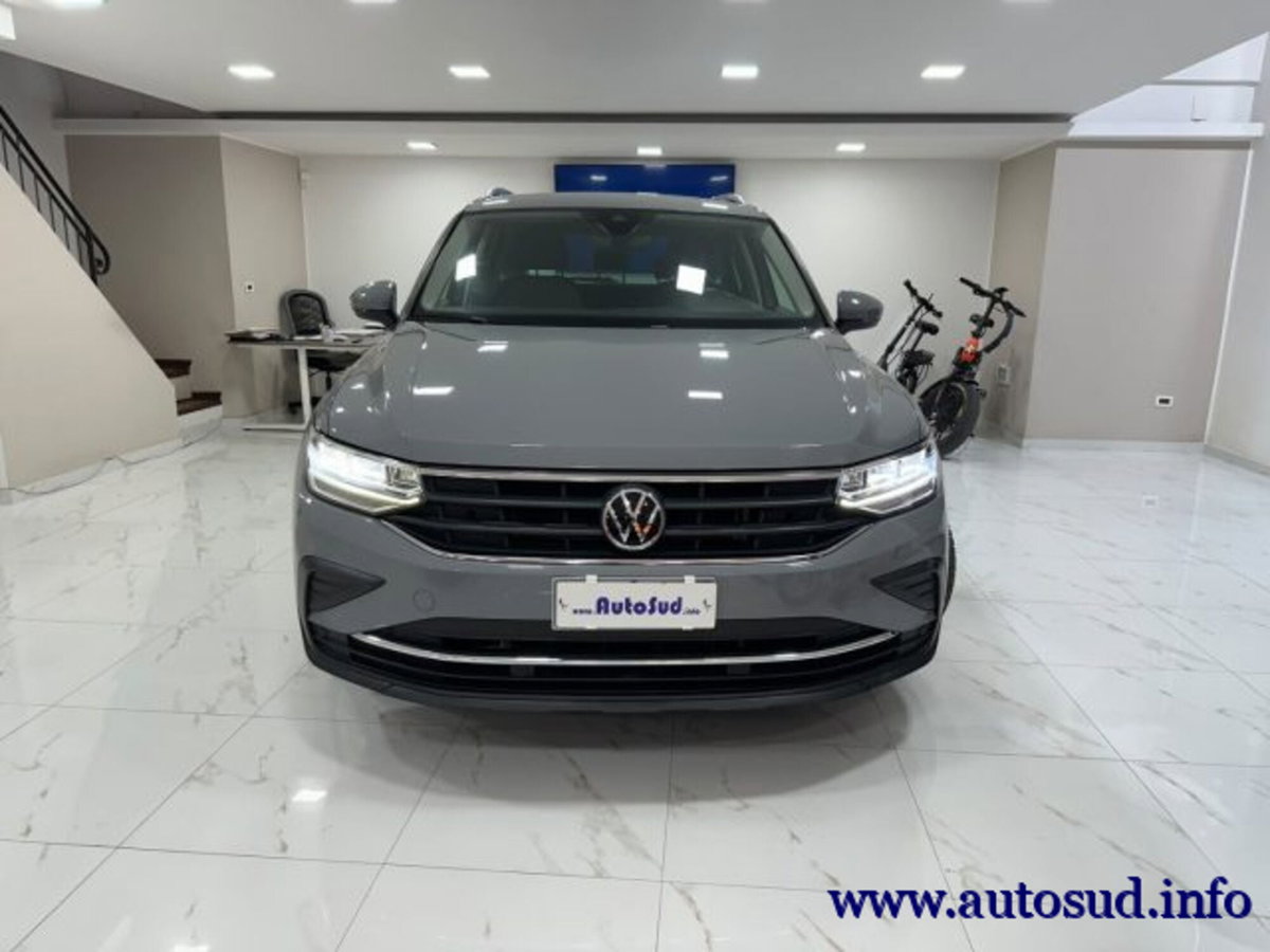 Volkswagen Tiguan 2.0 TDI SCR Life (2)