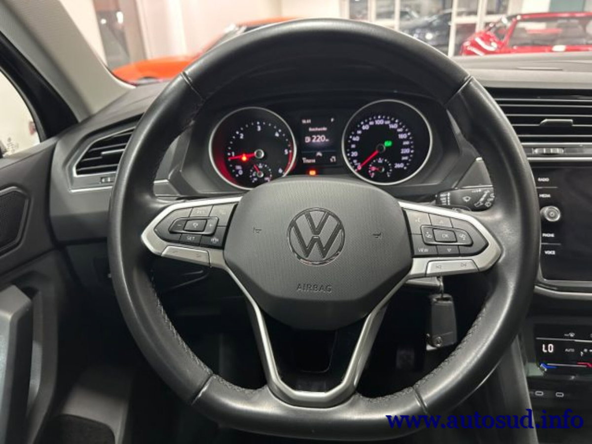 Volkswagen Tiguan 2.0 TDI 150 CV SCR DSG 4MOTION Life (12)