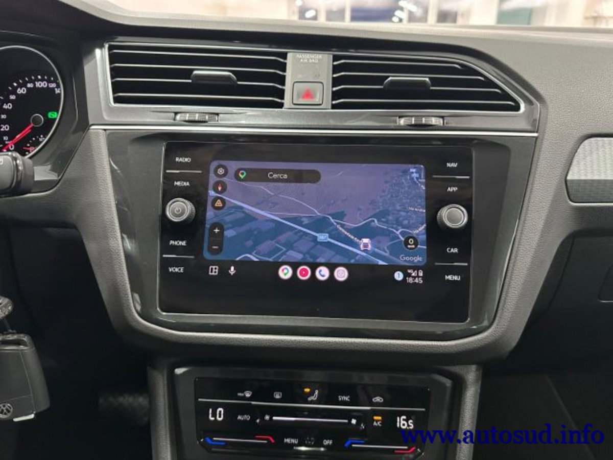 Volkswagen Tiguan 2.0 TDI 150 CV SCR DSG 4MOTION Life (14)