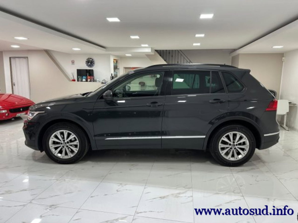 Volkswagen Tiguan 2.0 TDI 150 CV SCR DSG 4MOTION Life (4)