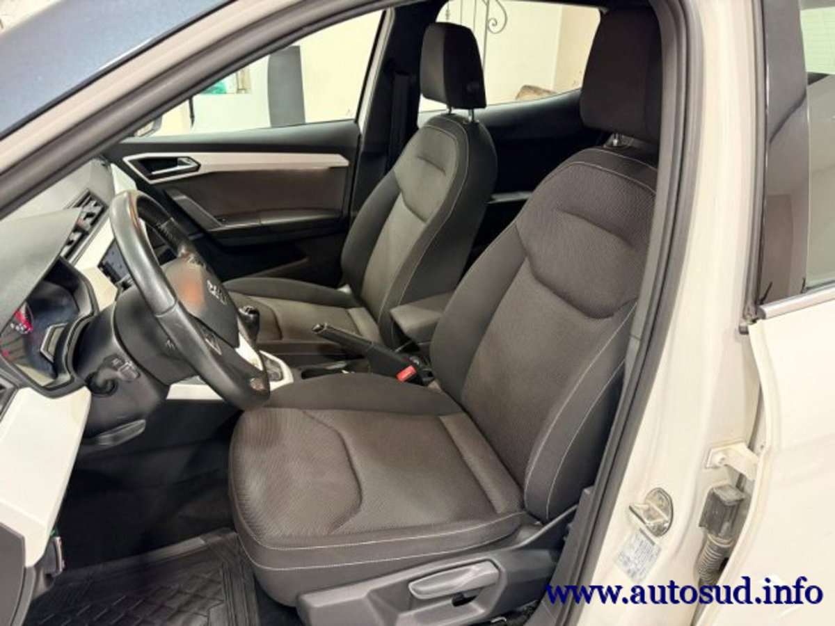 SEAT Arona 1.0 EcoTSI 110 CV DSG XCELLENCE (10)