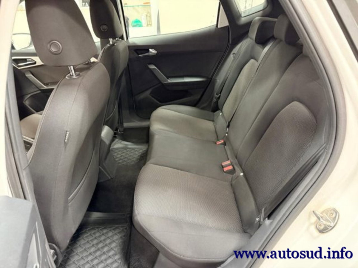 SEAT Arona 1.0 EcoTSI 110 CV DSG XCELLENCE (16)