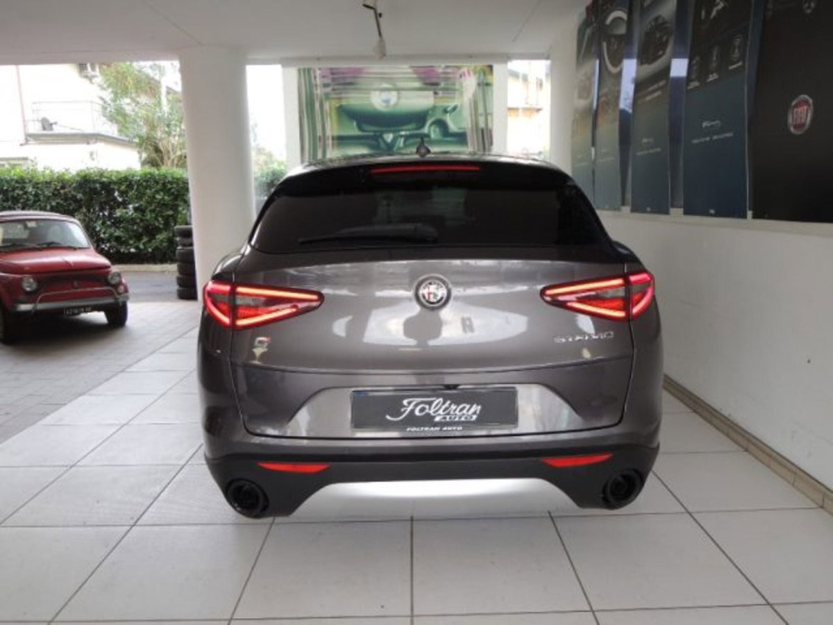 Alfa Romeo Stelvio Stelvio 2.2 Turbodiesel 190 CV AT8 Q4 Super Business (5)
