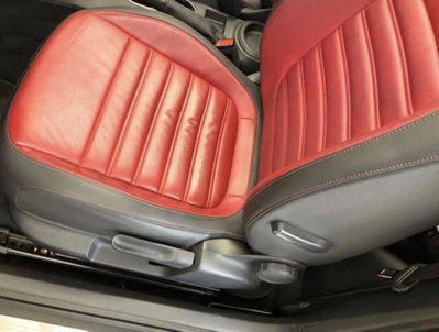 Volkswagen Maggiolino Cabrio 1.4 TSI Sport BlueMotion Technology (12)