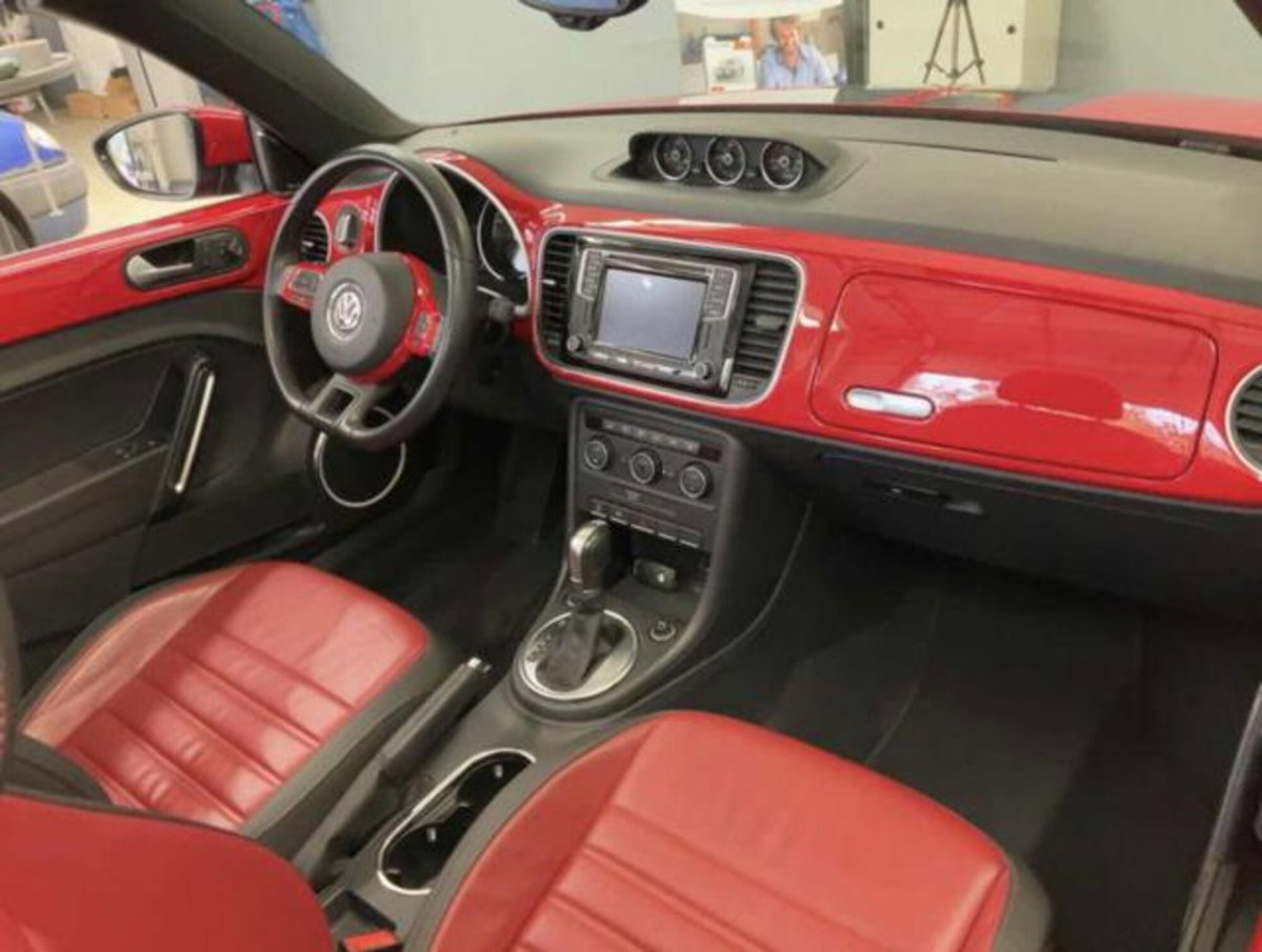 Volkswagen Maggiolino Cabrio 1.4 TSI Sport BlueMotion Technology (8)