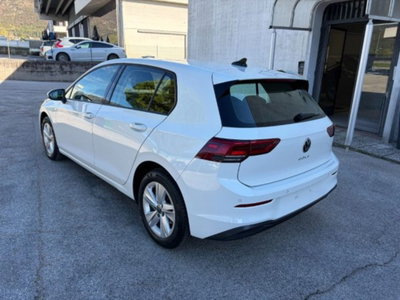 Volkswagen Golf 1.5 TGI Life (7)