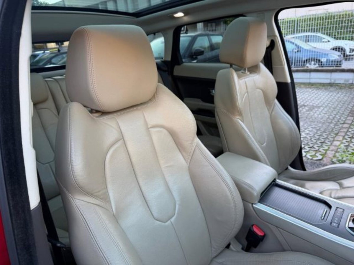 Land Rover Range Rover Evoque 2.2 TD4 5p. Prestige (13)