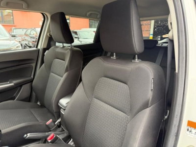 Suzuki Swift 1.2h Top 2wd (15)