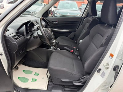 Suzuki Swift 1.2h Top 2wd (18)