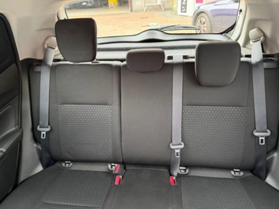 Suzuki Swift 1.2h Top 2wd (20)