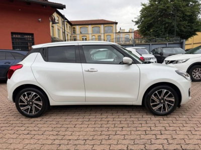 Suzuki Swift 1.2h Top 2wd (6)