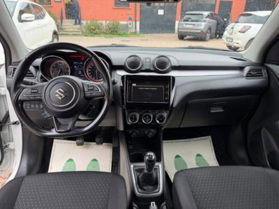 Suzuki Swift 1.2h Top 2wd (8)