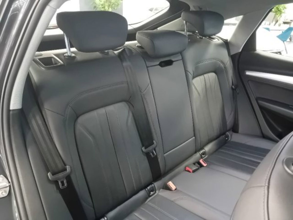 Audi Q5 Sportback 40 2.0 tdi mhev 12V Business Advanced quattro s-tronic (11)