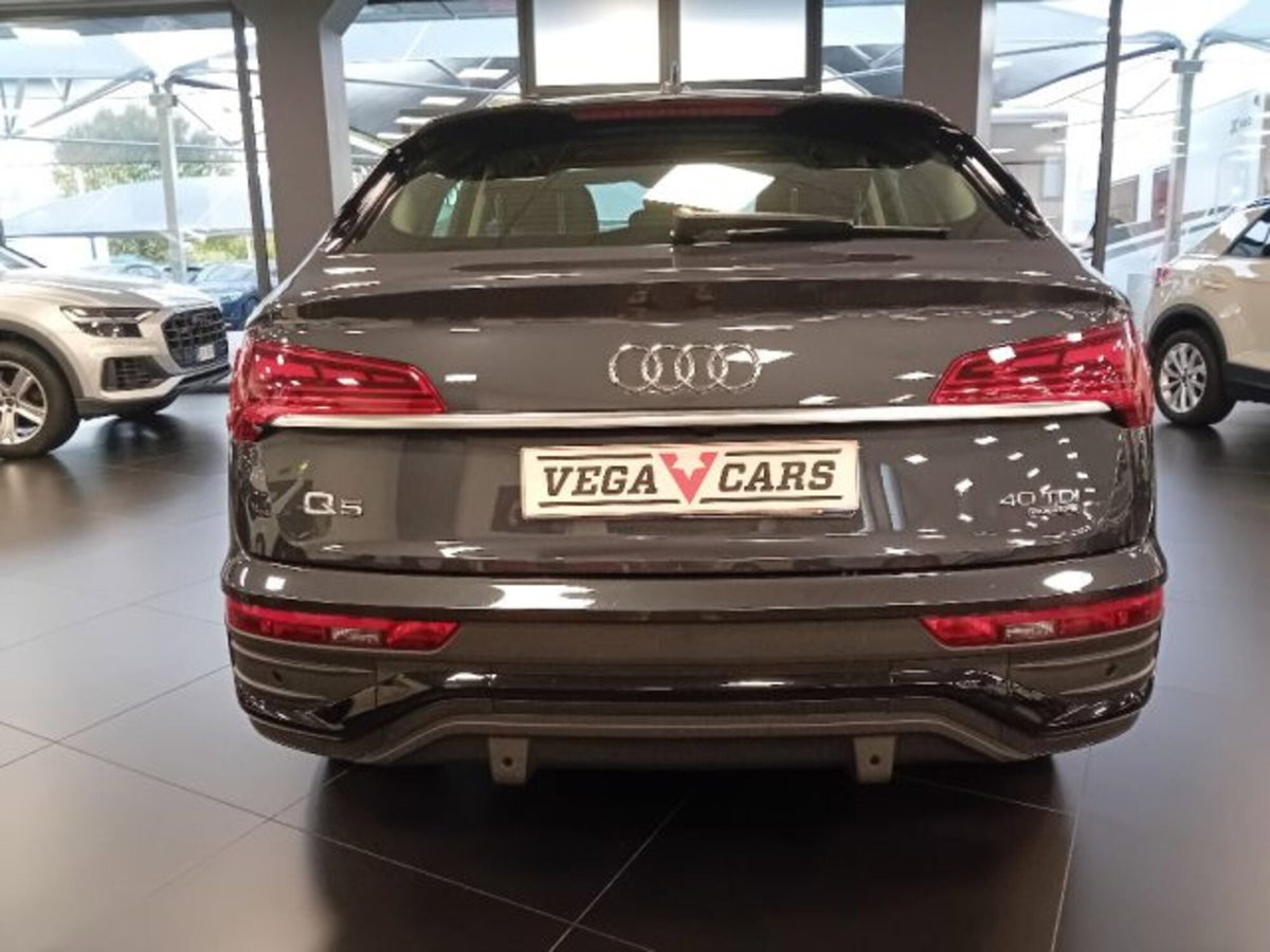 Audi Q5 Sportback 40 2.0 tdi mhev 12V Business Advanced quattro s-tronic (5)