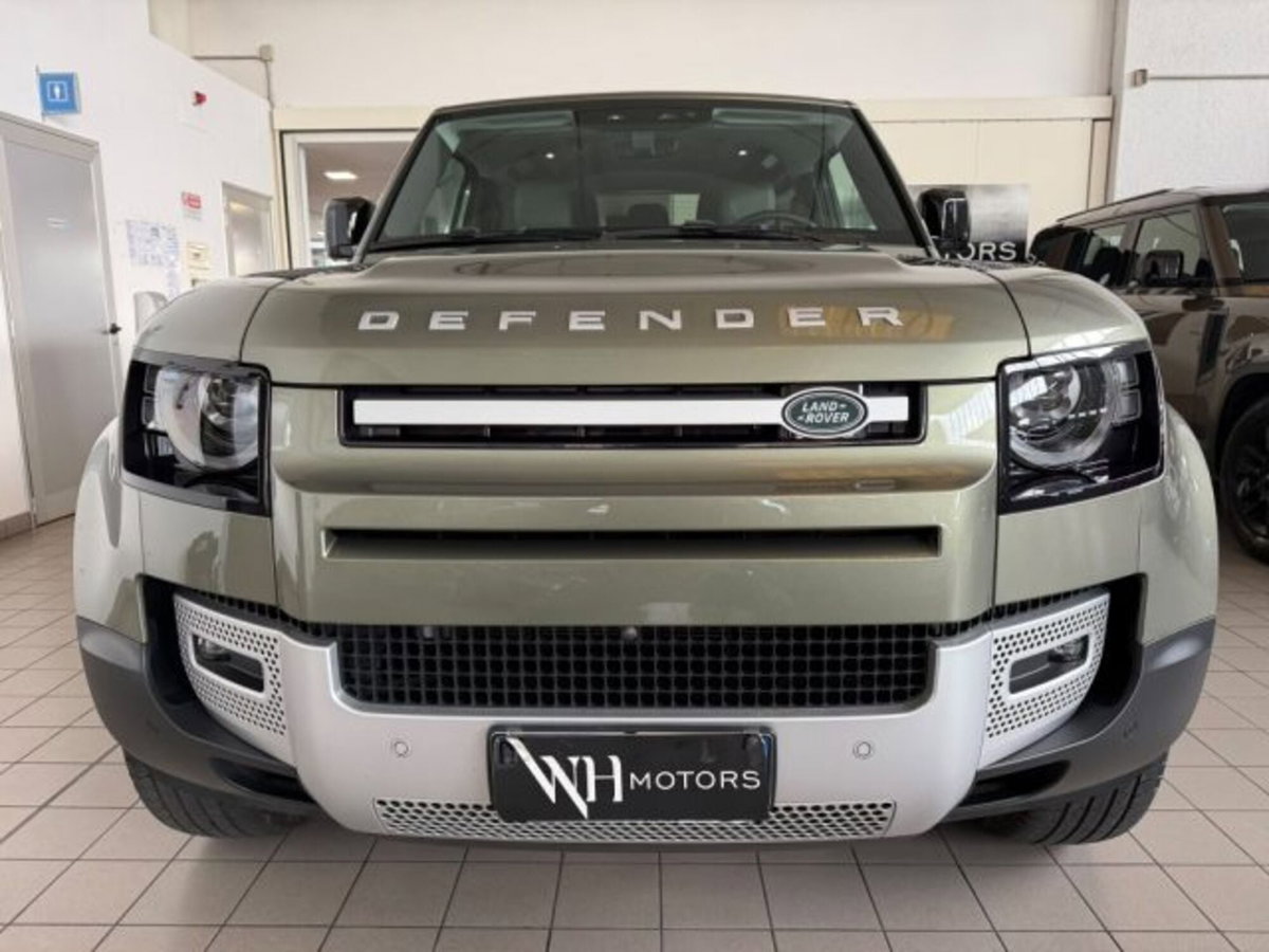 Land Rover Defender 90 3.0D I6 200 CV AWD Auto S (2)