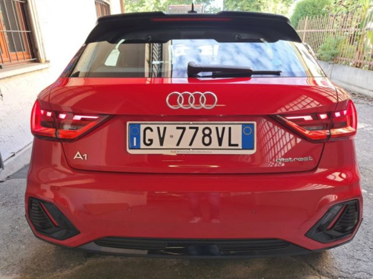 Audi A1 allstreet allstreet 30 TFSI S tronic Identity Contrast (17)