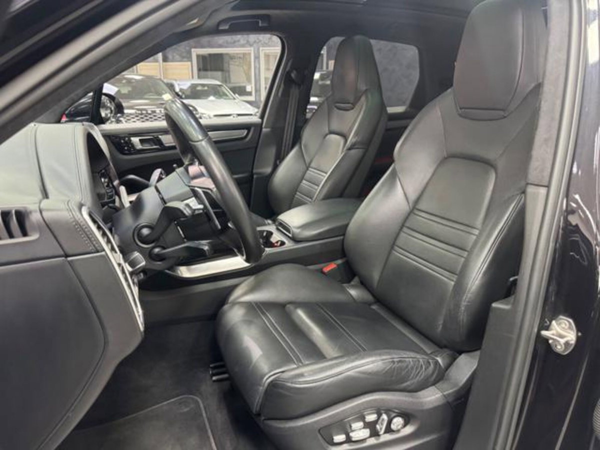 Porsche Cayenne 4.0 V8 Turbo (12)