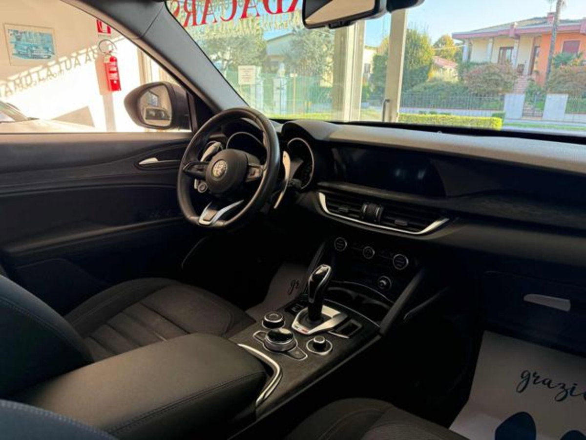 Alfa Romeo Stelvio Stelvio 2.2 Turbodiesel 190 CV AT8 Q4 Super Business (13)
