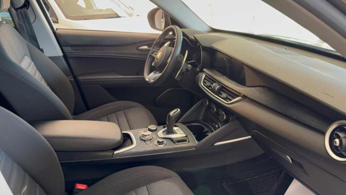 Alfa Romeo Stelvio Stelvio 2.2 Turbodiesel 190 CV AT8 Q4 Super Business (3)