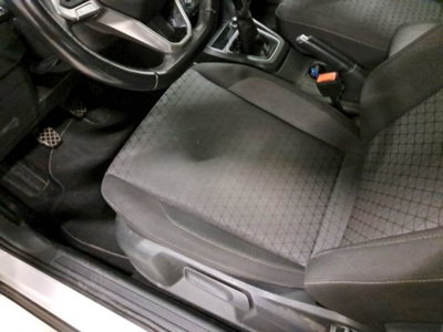 Volkswagen T-Cross 1.0 TSI Style BMT (4)