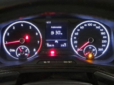 Volkswagen T-Cross 1.0 TSI Style BMT (6)