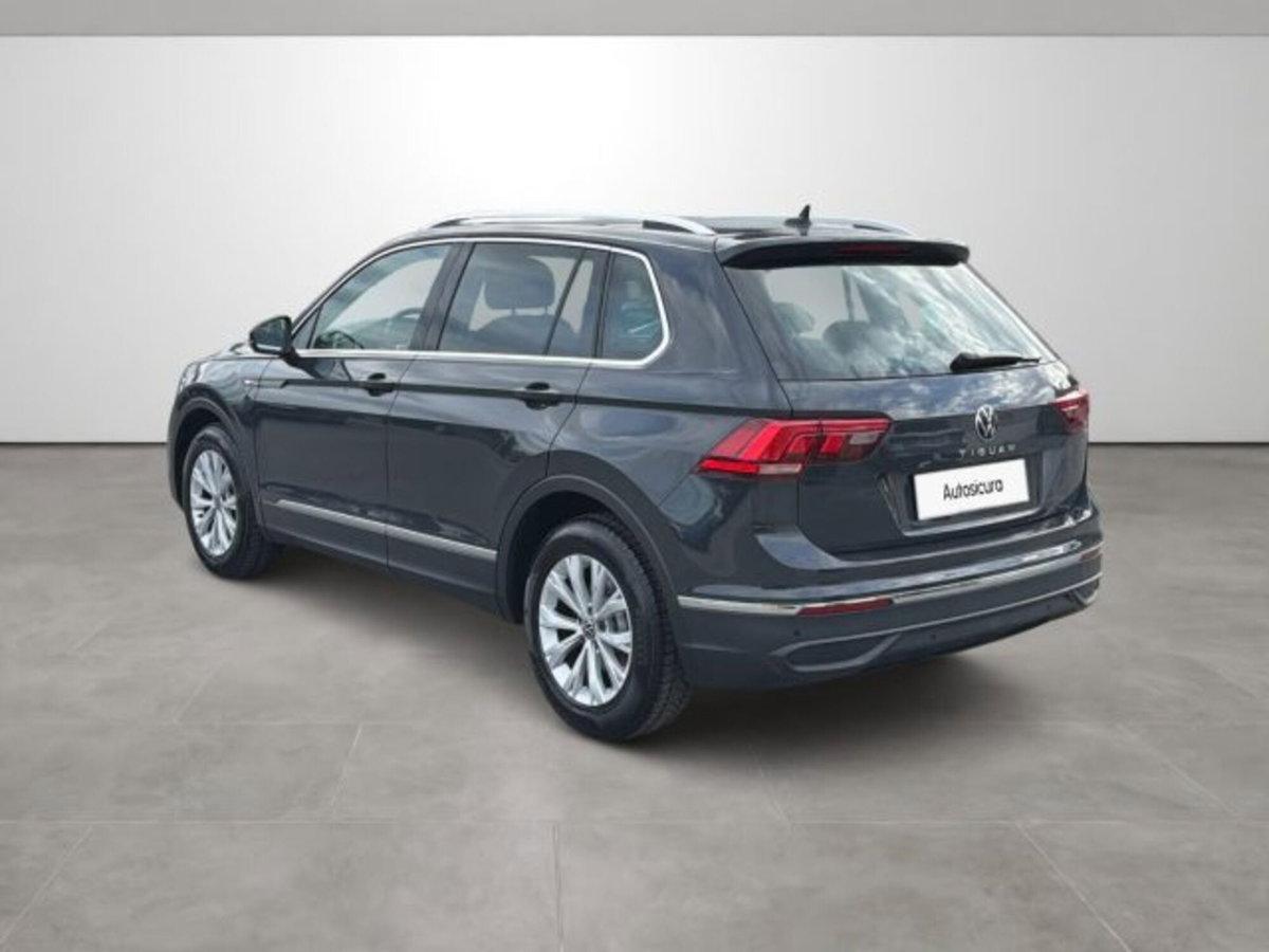 Volkswagen Tiguan 2.0 TDI 150 CV SCR DSG 4MOTION Life (6)