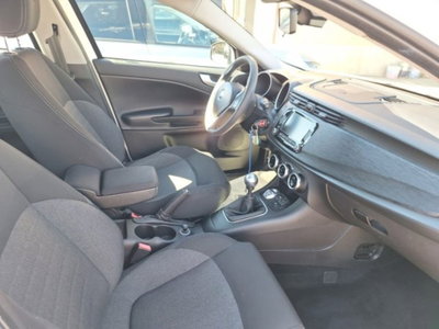 Alfa Romeo Giulietta 1.6 JTDm Super 120cv (17)