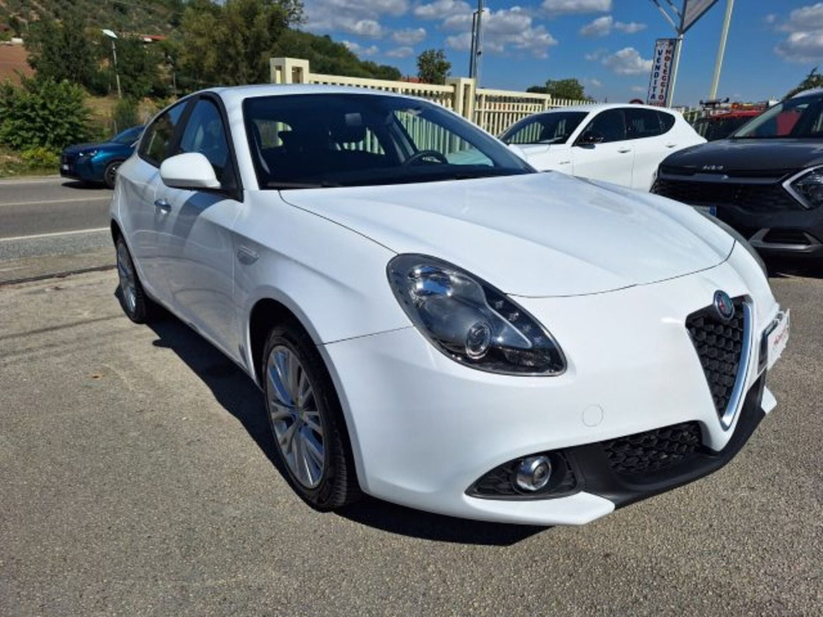 Alfa Romeo Giulietta 1.6 JTDm Super 120cv (7)