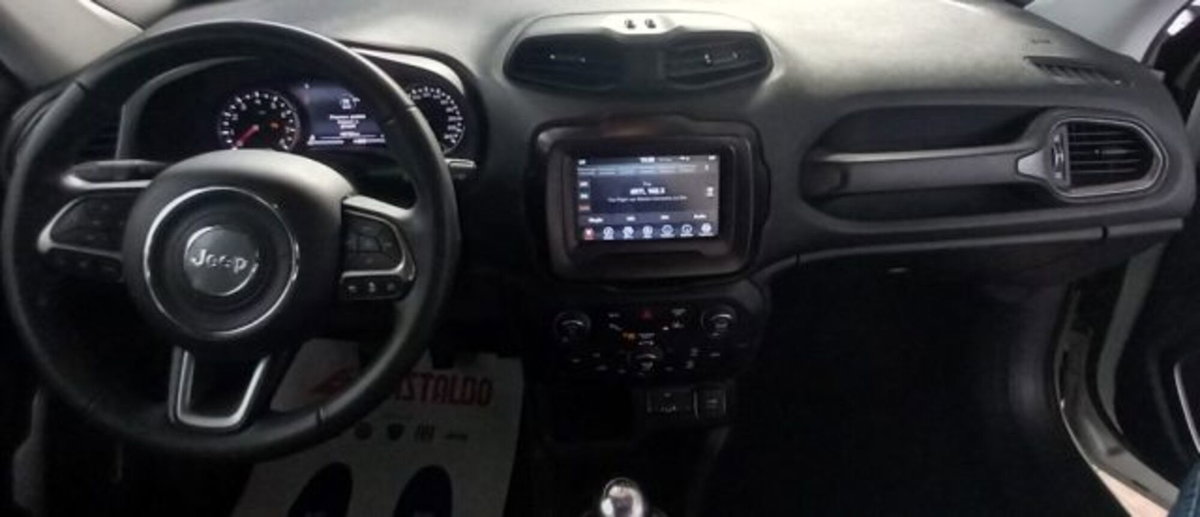 Jeep Renegade 1.0 T3 Limited (12)